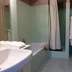 Casa Del Teatro - *